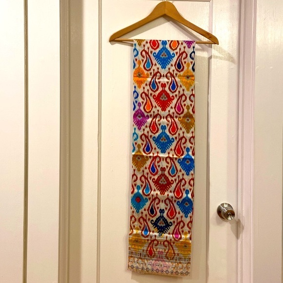 NWOT - 100% Silk Scarf - White Multi - 28 inches x 74 inches - Picture 1 of 3